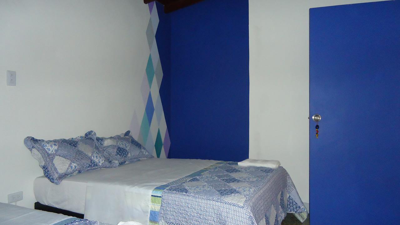 Iris Hostel Меделин Екстериор снимка